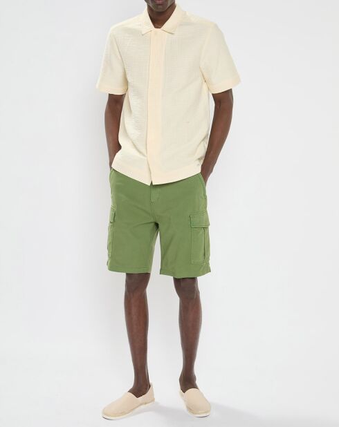 Favoriete kaki cargoshorts met normale pasvorm