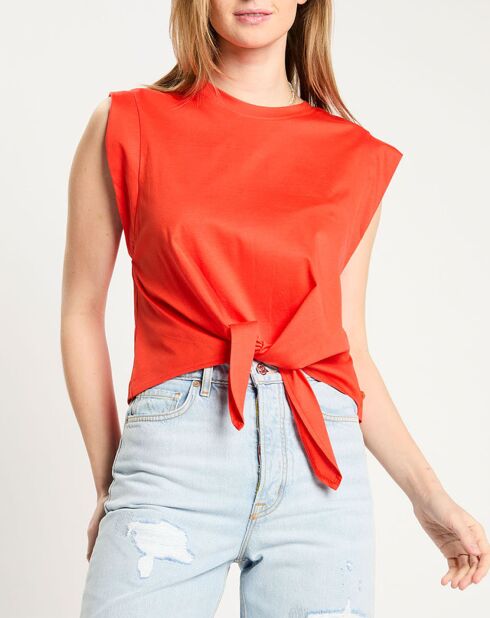 Top noué rouge