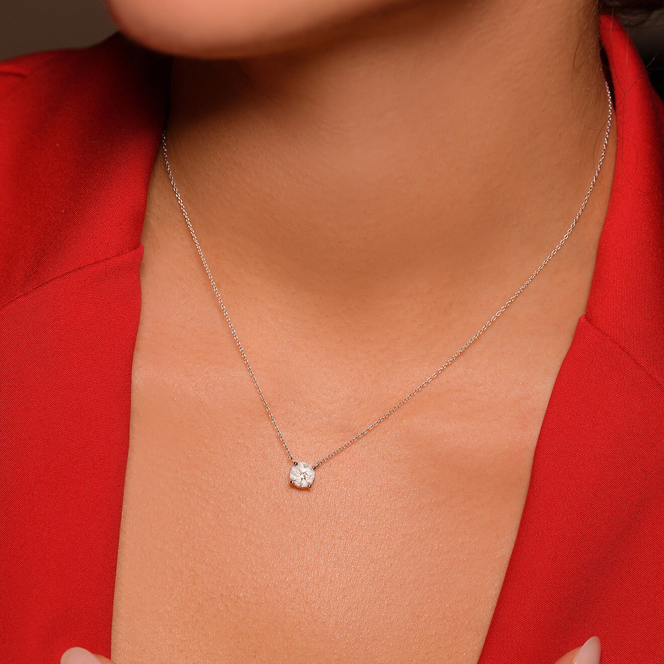 Collier solitaire doré - LÉGENDE