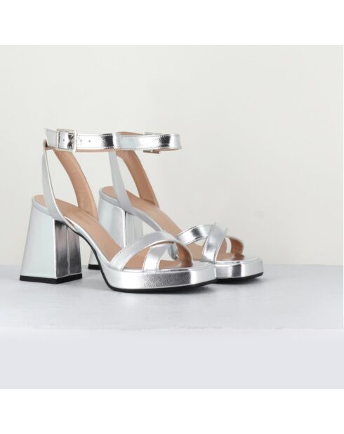 Zonnige zilveren leren sandalen - hak van 9,5 cm