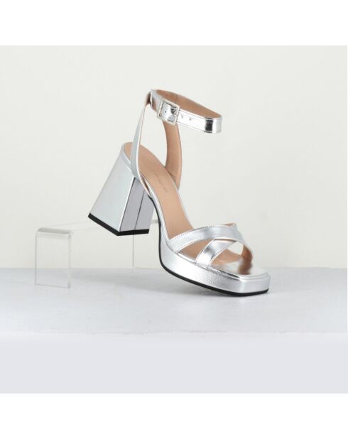 Zonnige zilveren leren sandalen - hak van 9,5 cm