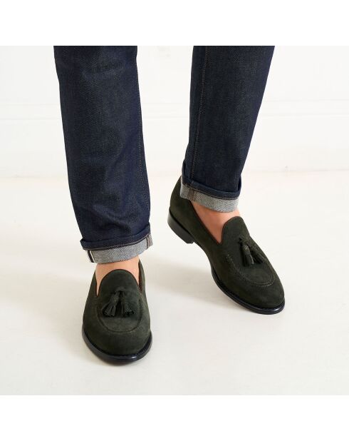 Groene leren instappers van fluweel met kwastjes