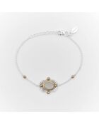 Flavie armband in zilver en messing, witte maansteen en synthetische witte parel