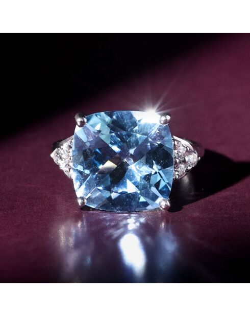 Bague Blue Light Topaze blanche 0.24 ct & Topaze bleue 7.74 ct or blanc