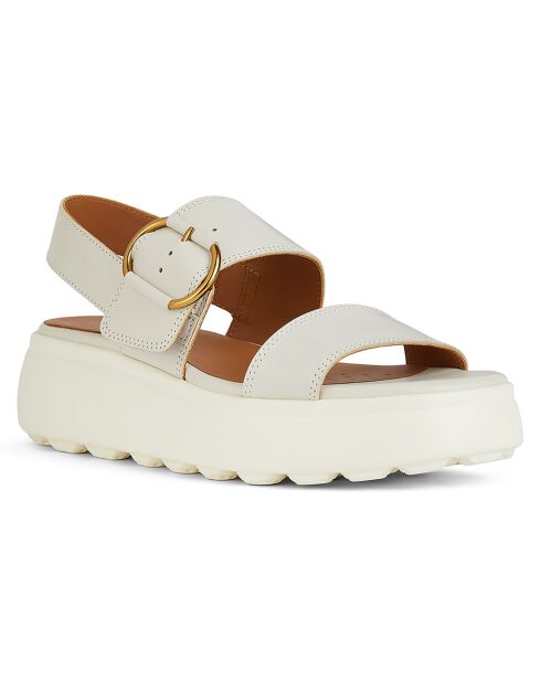 Sandalen van licht zandkleurig leer met een hak van 5,5 cm