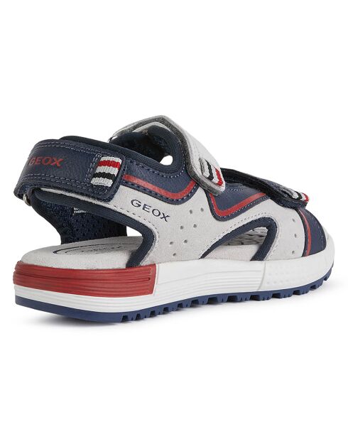 Alben hellgrau/marineblaue Sandalen