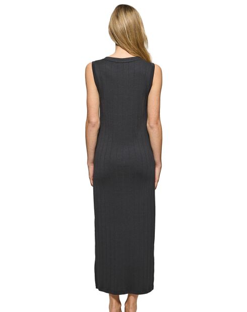Schwarzes Kleid mit Pc-Monogramm