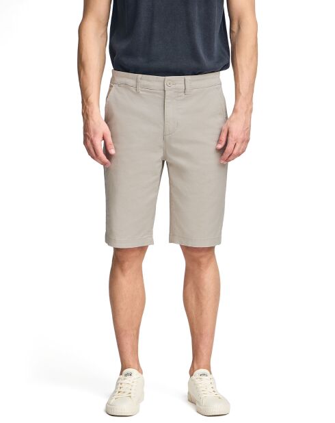 Hellgraue Shorts von Minimal Relax