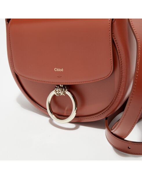 Sac bandoulière en Cuir Tess marron - 26x18x8 cm