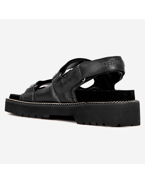 Sandales plates en Cuir avec chaîne et clous noires