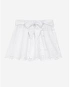 Jupe courte en broderie anglaise blanche