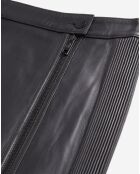 Jupe courte en Cuir avec zip et nervures noire