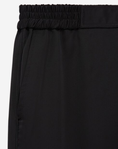 Schwarze Jogginghose
