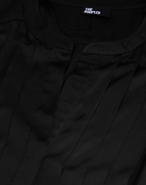 Robe courte avec plissage noire