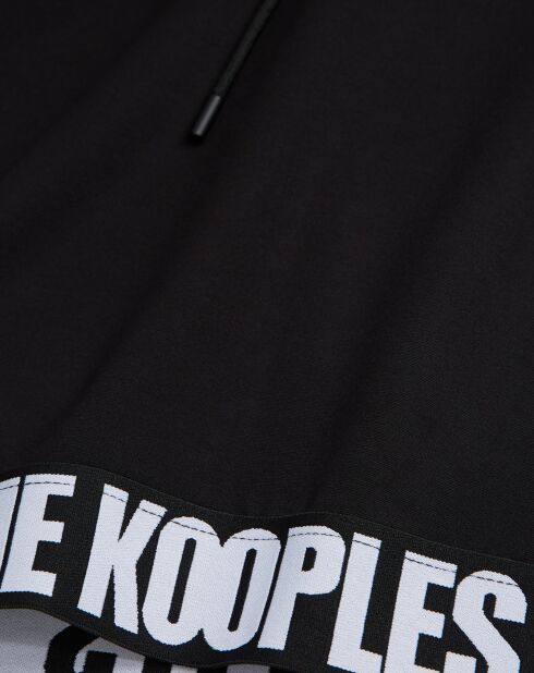 Sweat à capuche et logo noir
