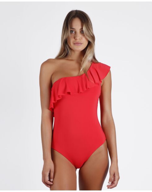 Roter Badeanzug mit seitlichen Rüschen