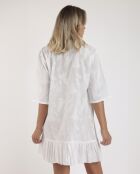 Robe à fleurs texturées blanche