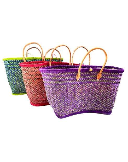 Panier artisanal de plage fibres naturelles Aravola rouge - 55x25x30 cm