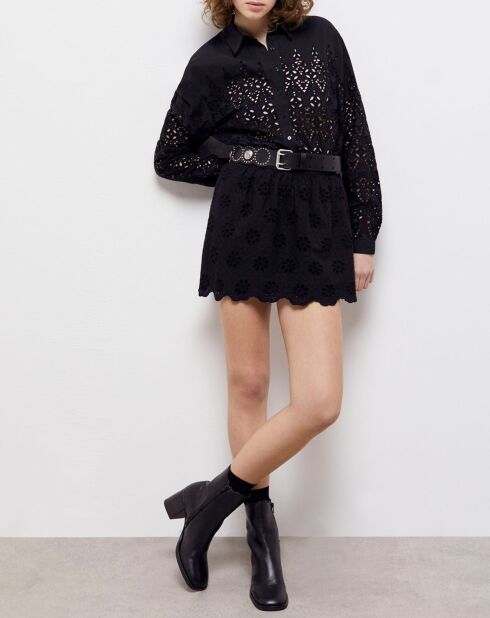 Jupe courte en broderie anglaise noire