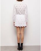Jupe courte en broderie anglaise blanche