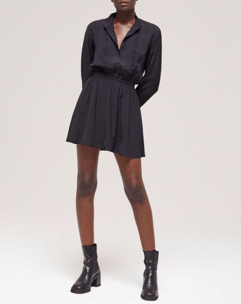 Robe courte décolletée noire