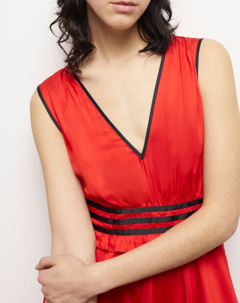 Robe courte rouge