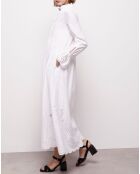 Robe longue avec broderie anglaise blanche