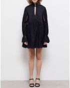 Robe courte avec broderie anglaise noire
