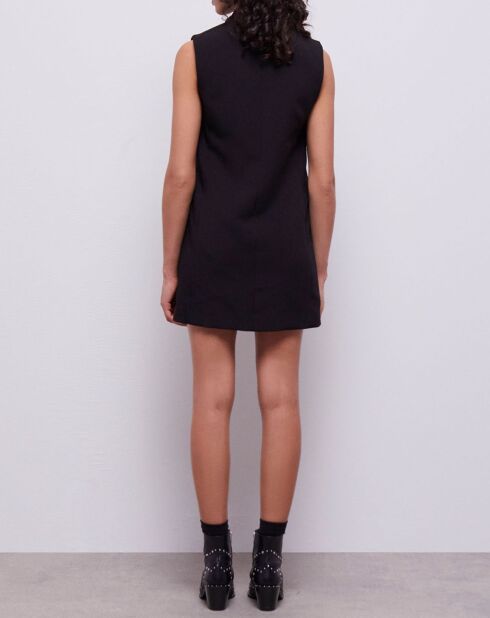 Robe courte en crêpe noire