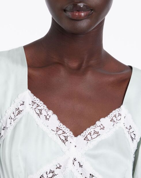 Robe longue avec détails en dentelle bleue