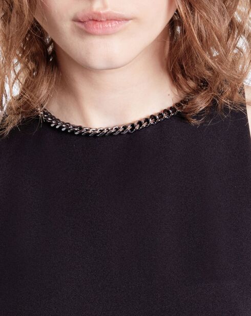 Robe courte en crêpe noire