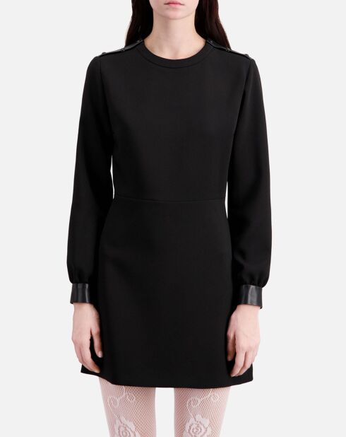 Robe courte en crêpe avec détails en Cuir noire