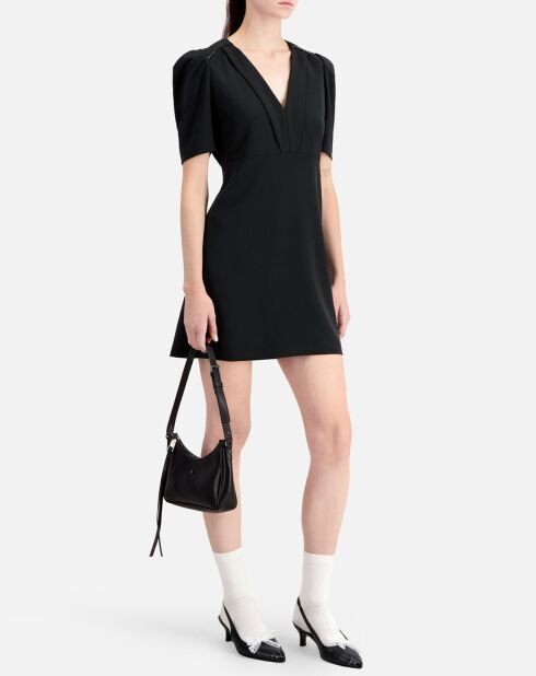 Robe courte en crêpe noire