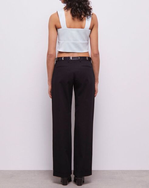 Top court avec boutonnière vert