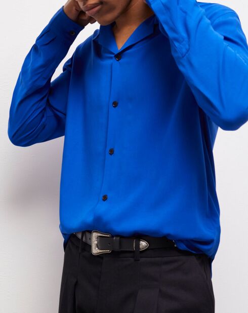 Chemise boutonnée bleue