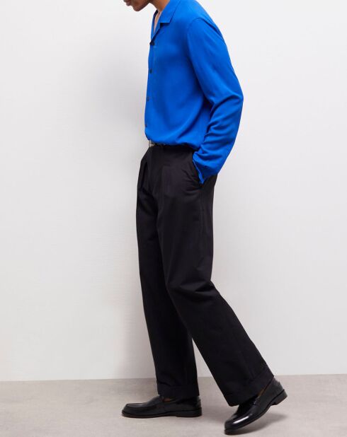 Chemise boutonnée bleue