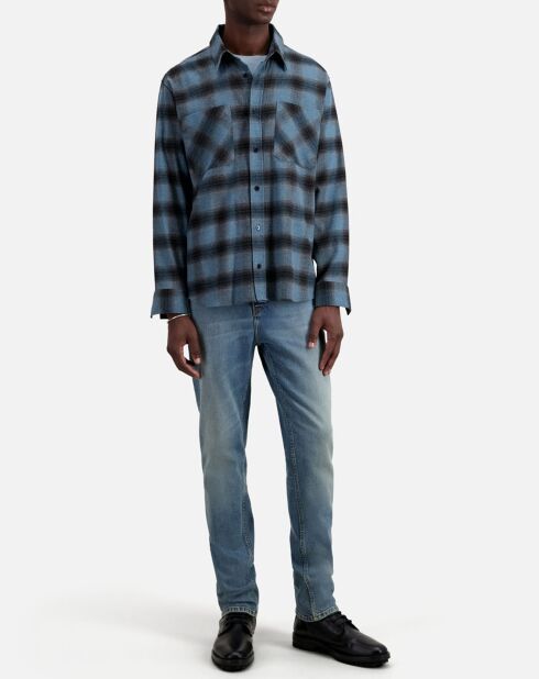 Chemise à carreaux bleus et noirs