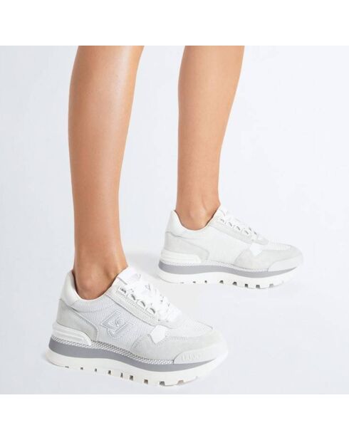 Baskets Amazing blanches