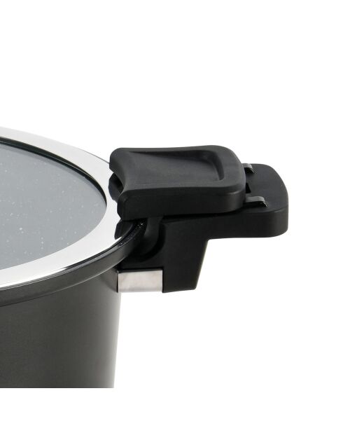 Cuiseur noir - 28 cm