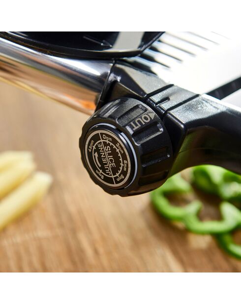 Mandoline Professionnelle réglable en acier inoxydable noir / argente  - 825g
