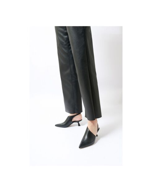 Zwarte leren sandalen van Greta