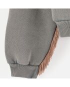 Sweat Flores black sand