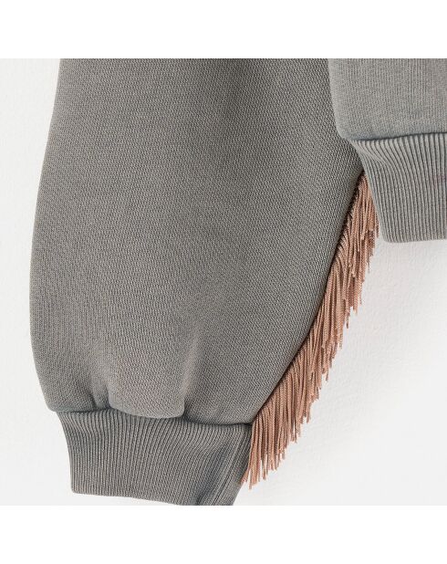 Sweat Flores black sand