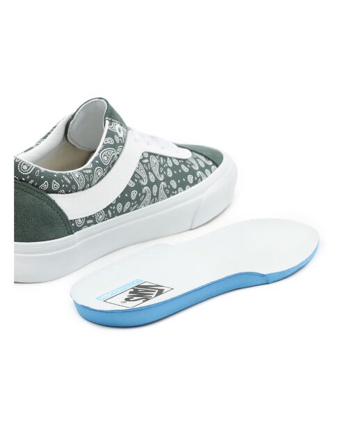 Dunkelgrüne Bold Bandana Sneakers
