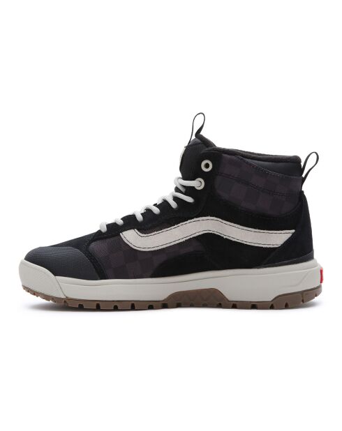 Baskets UA UltraRange Hi noires