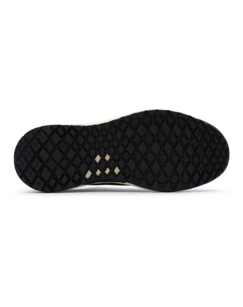 Baskets UA UltraRange bleues