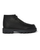Derbis negros con cordones altos