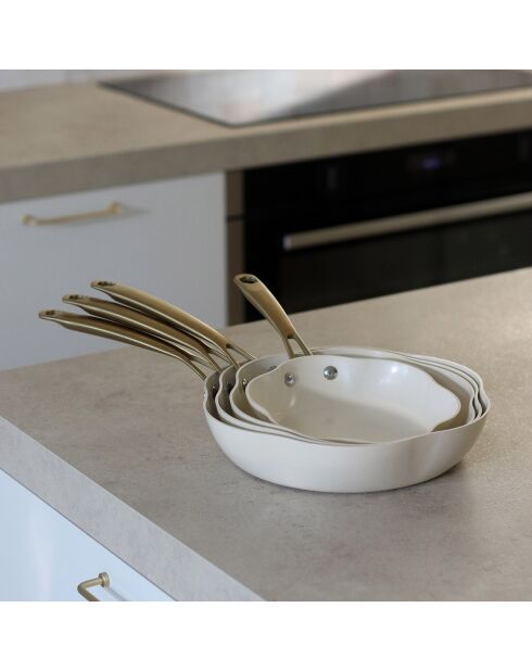 Poele Dahlia  beige - D.20 cm