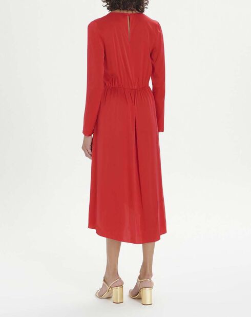 Rotes Stretchkleid aus Seidensatin