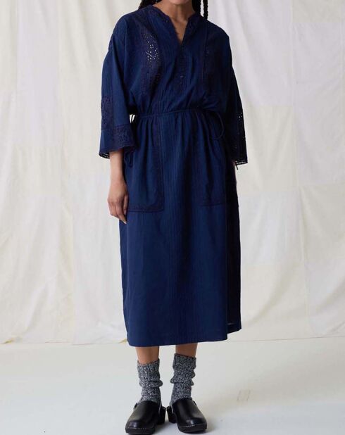 Mitternachtsblaues Kleid aus Bio-Baumwolle mit Roxy-Stickerei